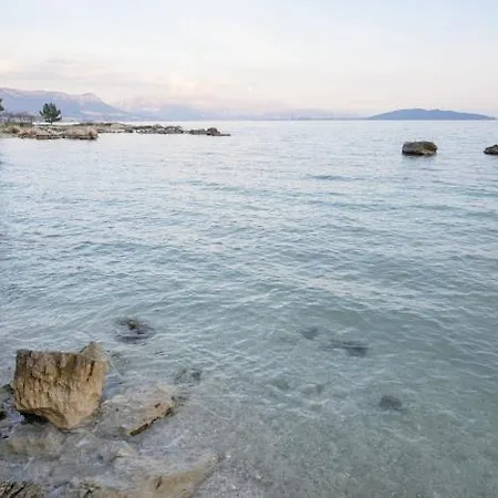 Mediterrano Каштела
